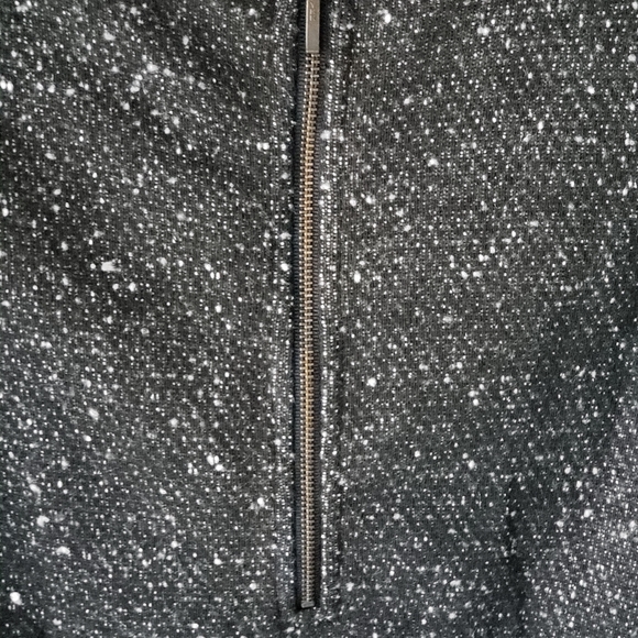 CAbi Coco Shell Top - Picture 2 of 6